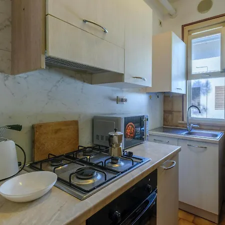 5 Bedroom Gorgeous Home In Marina Romea Марина-Ромеа