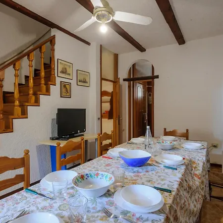 Holiday home 5 Bedroom Gorgeous Home In Marina Romea *