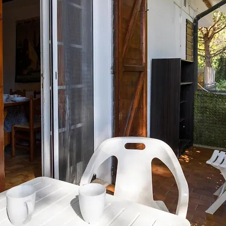 5 Bedroom Gorgeous Home In Marina Romea Dom wakacyjny